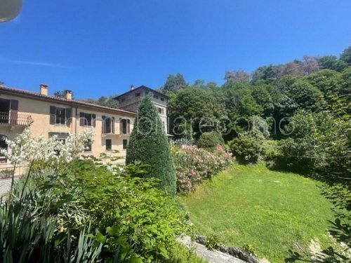 Woonboerderij in Como