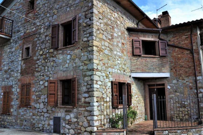 Detached house in Monteleone d'Orvieto