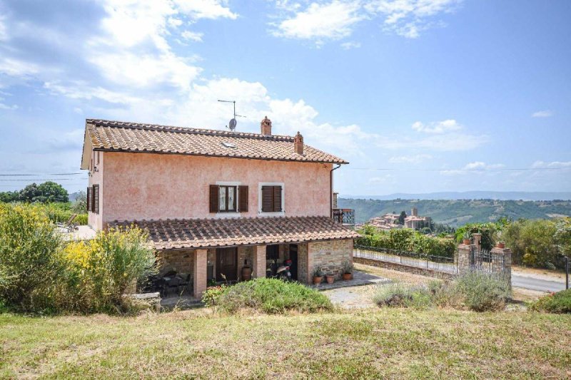 Detached house in Parrano