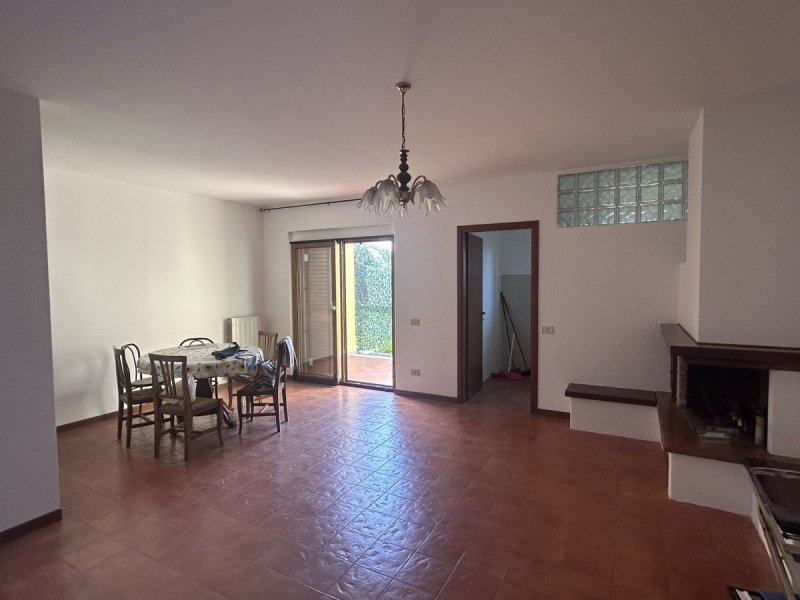 Detached house in Passignano sul Trasimeno