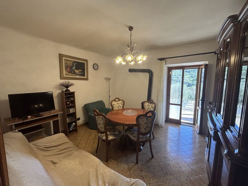 Apartment in Paciano