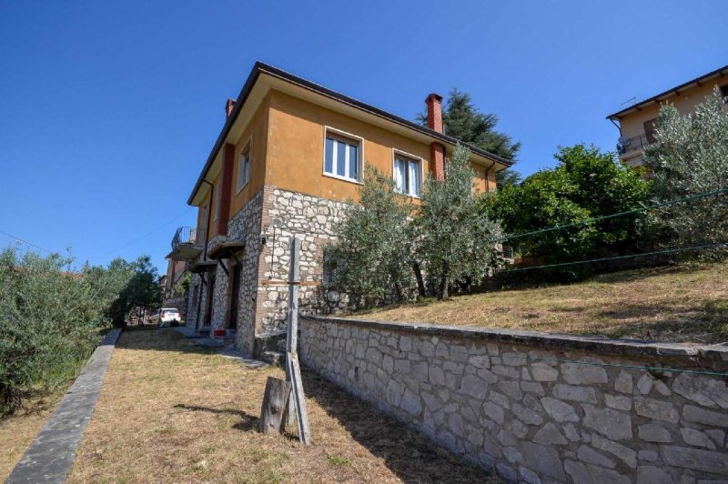 Casa independiente en Montecchio
