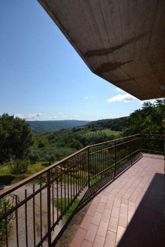 Apartamento em Ficulle