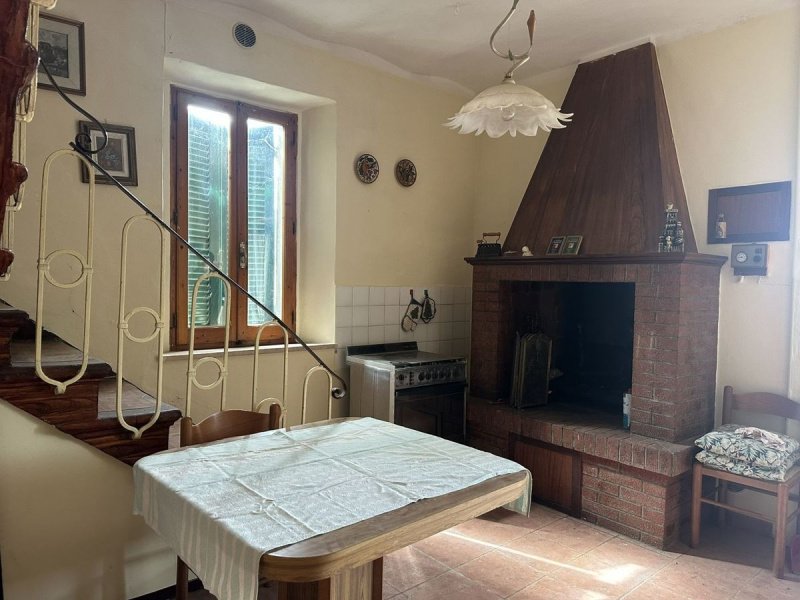 Maison individuelle à Monteleone d'Orvieto