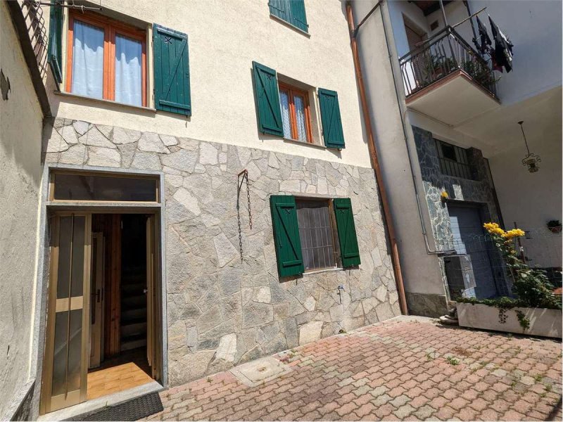 Semi-detached house in Castel Rocchero