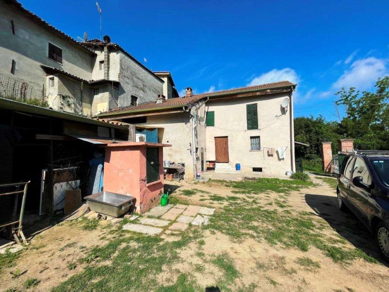 Casa semi indipendente a Incisa Scapaccino