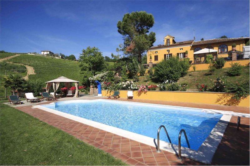 Casa de labranza en Nizza Monferrato