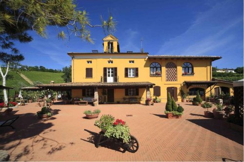 Casa de labranza en Nizza Monferrato