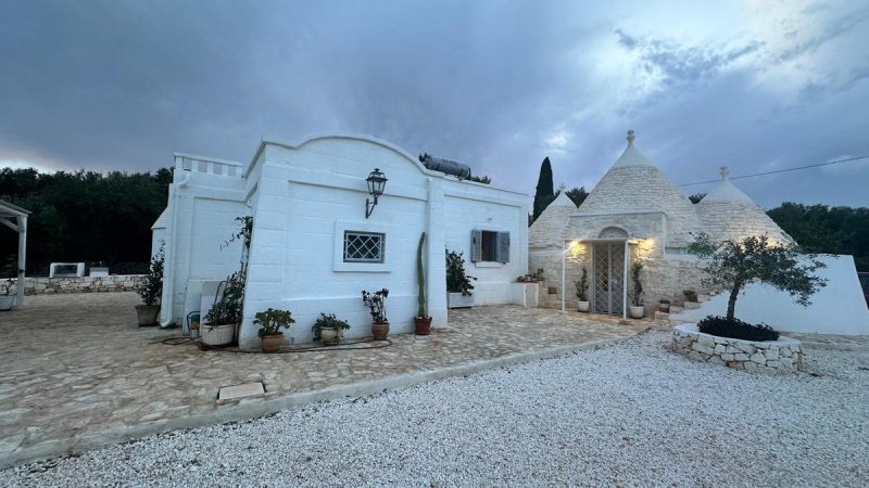 Trullo (Rundhaus) in Ostuni