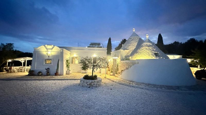 Trullo (Rundhaus) in Ostuni