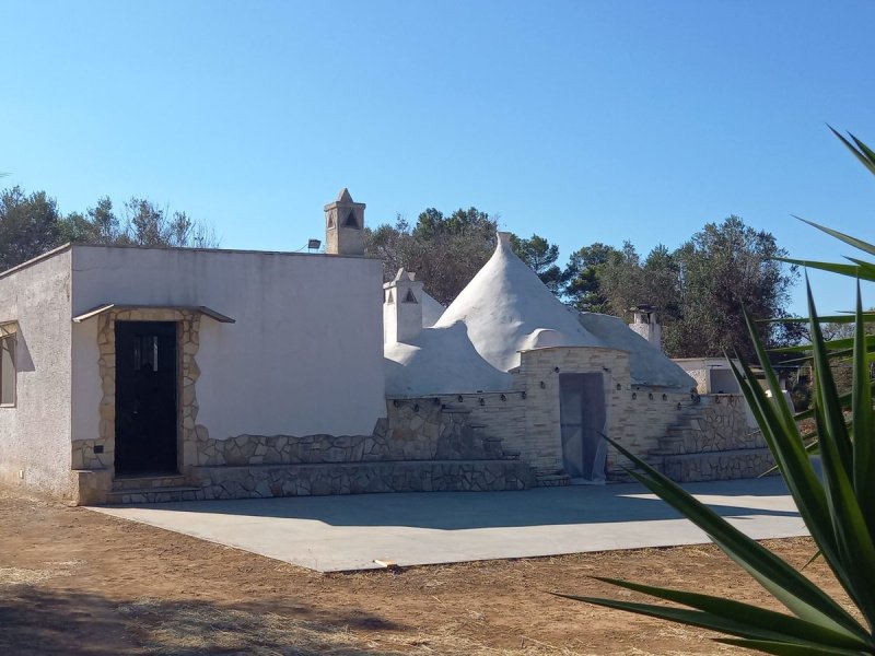 Trulli in San Michele Salentino