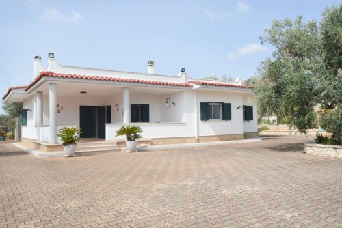 Villa à San Vito dei Normanni