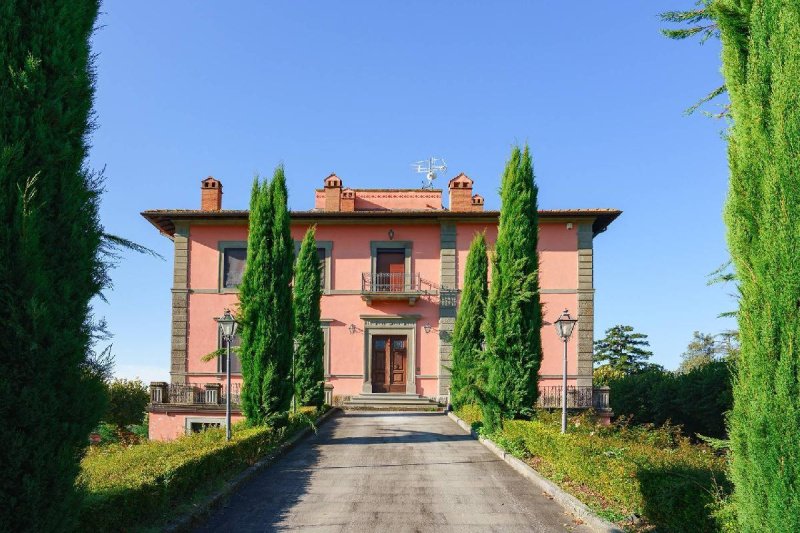 Дом в Cortona