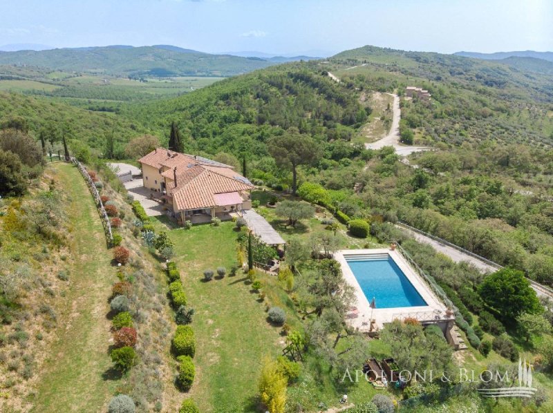 Farmhouse in Passignano sul Trasimeno