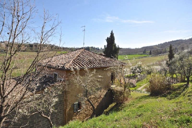 Klein huisje op het platteland in Montepulciano