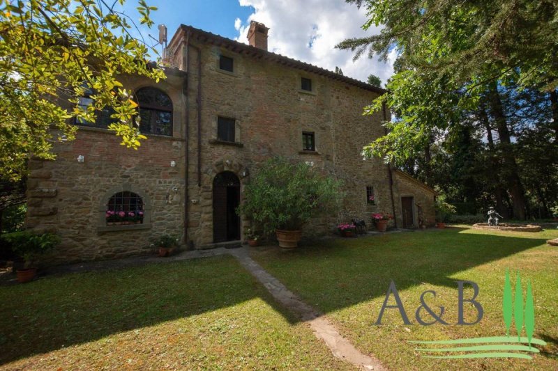 Klein huisje op het platteland in Cortona