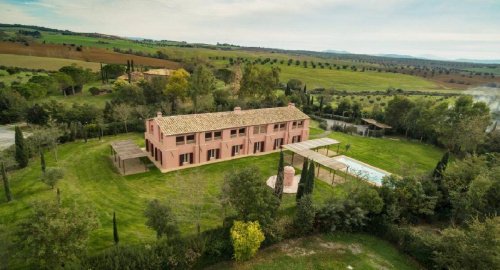 Klein huisje op het platteland in Magliano in Toscana