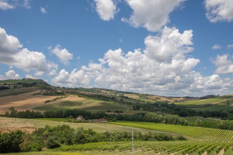 Klein huisje op het platteland in Cetona