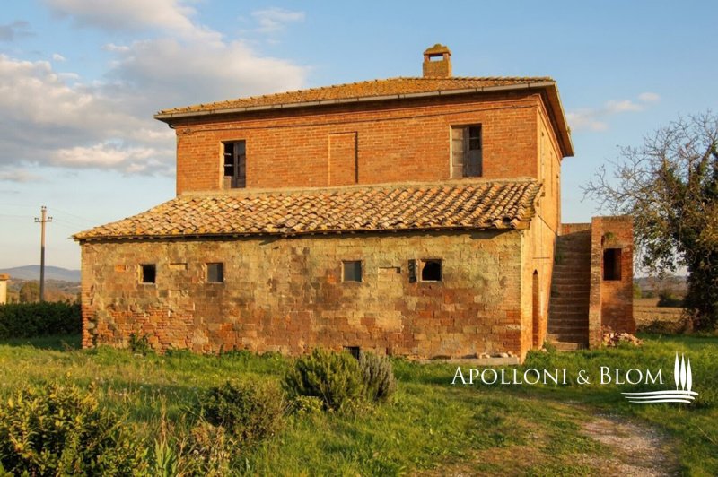 Farmhouse in Montepulciano