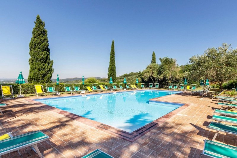 Villa in Tuoro sul Trasimeno