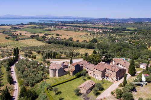 Villa i Tuoro sul Trasimeno