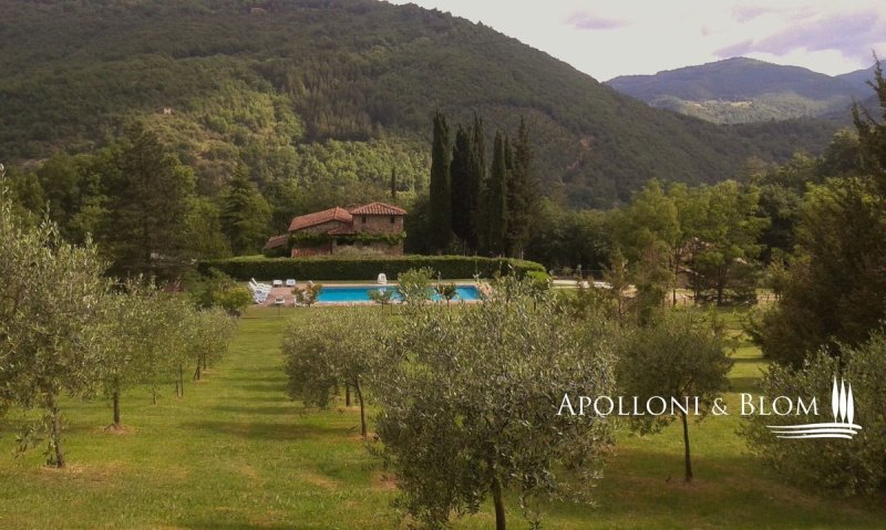 Вилла в Кастель-Фоконьяно