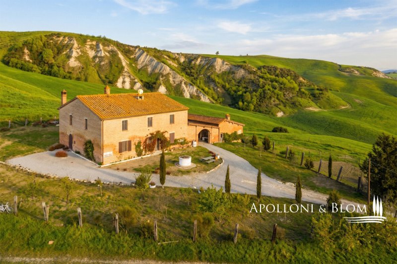 Villa in Asciano