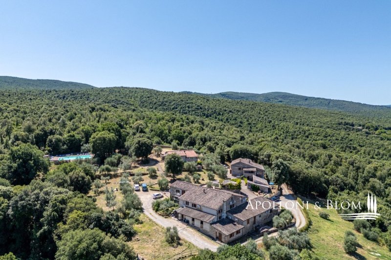 Klein huisje op het platteland in Monteriggioni