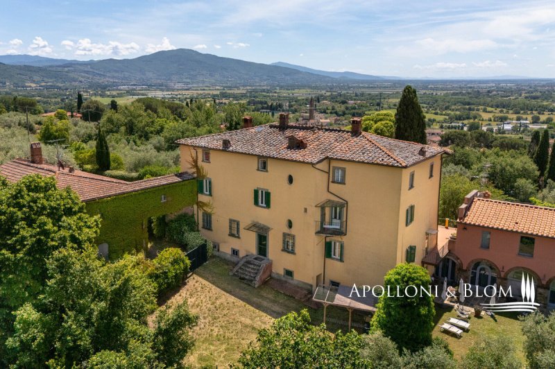 Villa in Arezzo