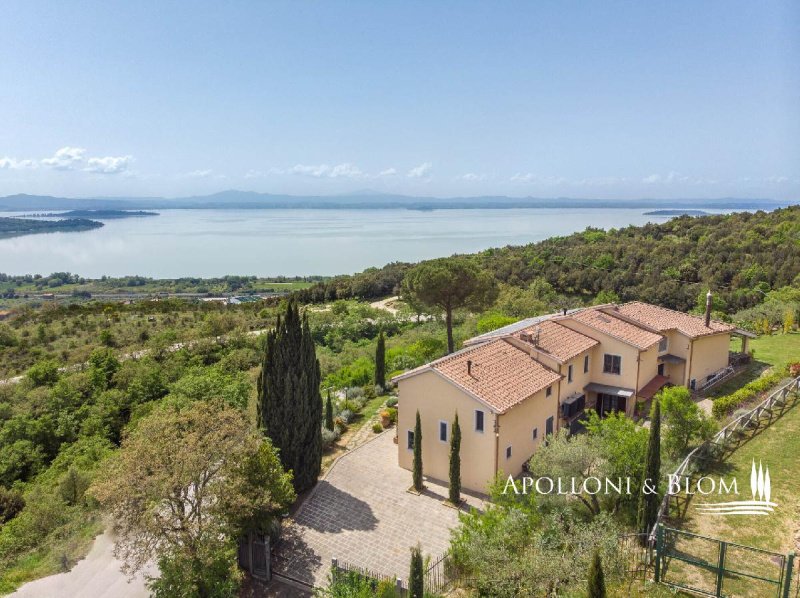 Villa en Passignano sul Trasimeno