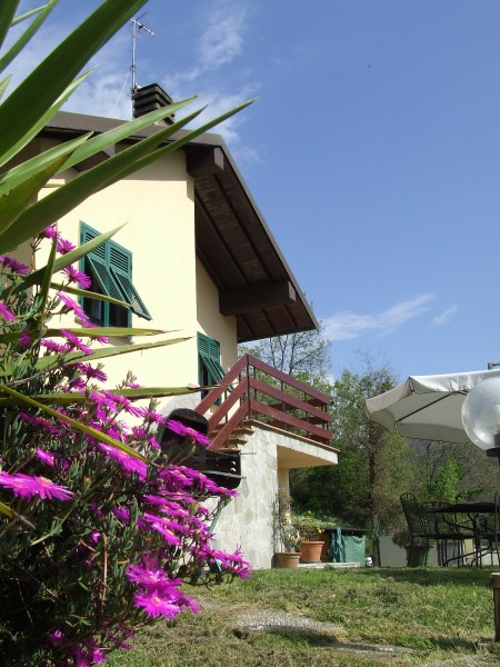 Landhaus in Castiglione Chiavarese