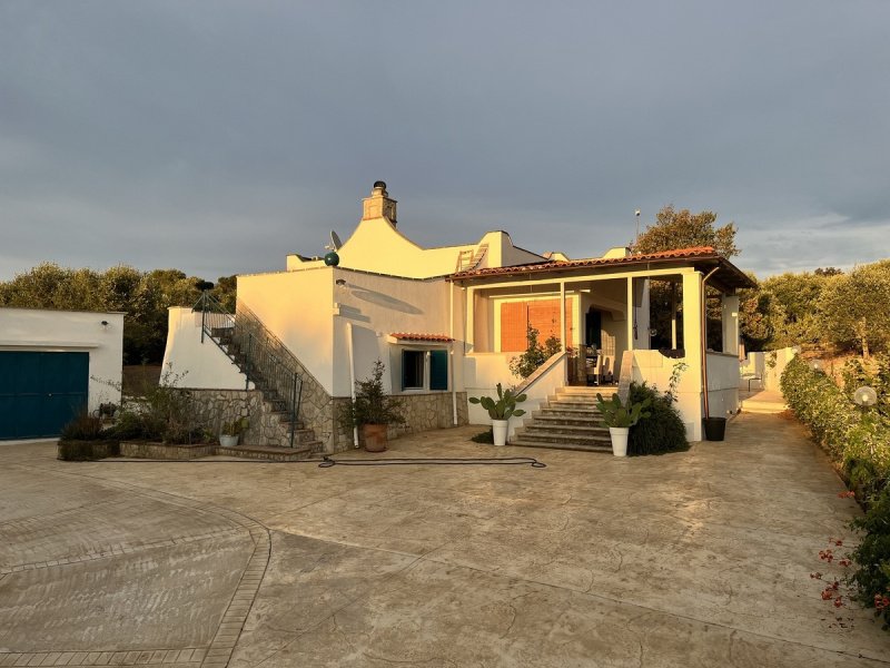 Villa a Ostuni