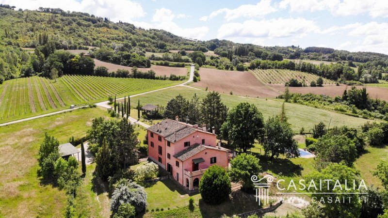 Villa a Montone