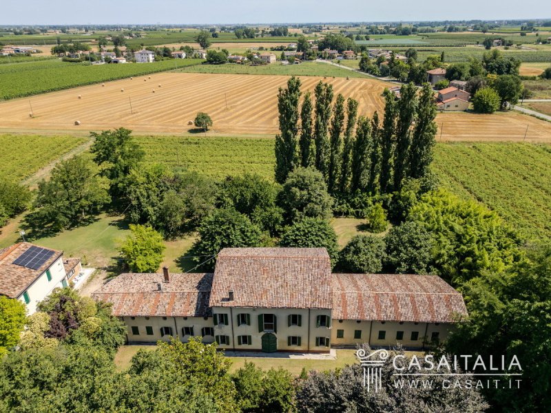 Villa en Forlì