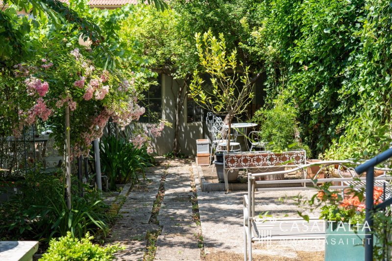 Fristående lägenhet i Spoleto