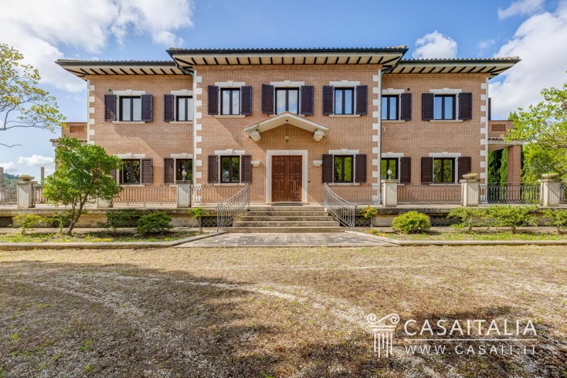 Villa i Avigliano Umbro