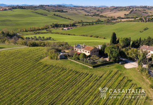 Villa en Monte San Vito