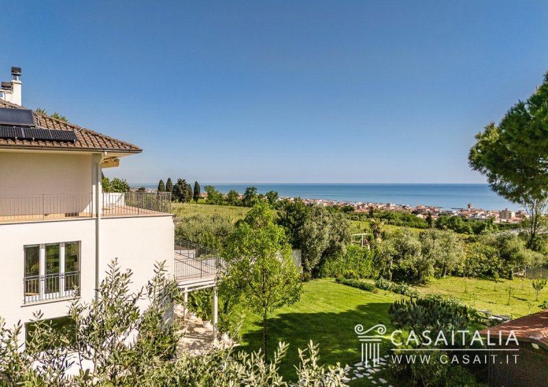 Semi-detached house in Porto Potenza Picena