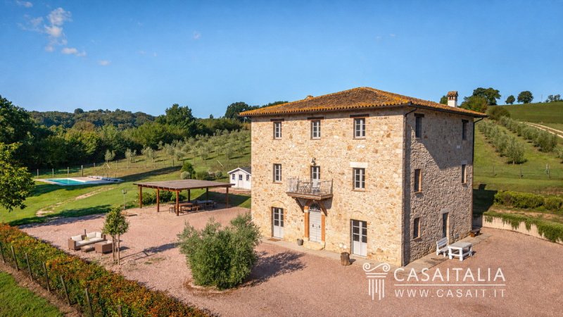 Moradia em Todi