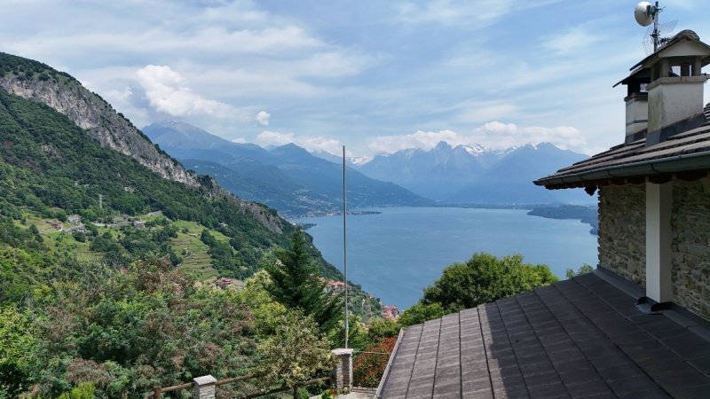 Moradia em Pianello del Lario