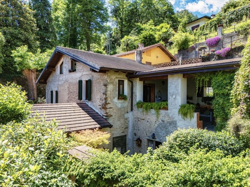 Vrijstaande woning in Pianello del Lario