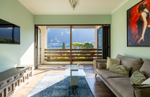 Appartement à Laglio