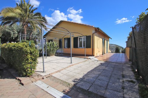Semi-detached house in Taggia
