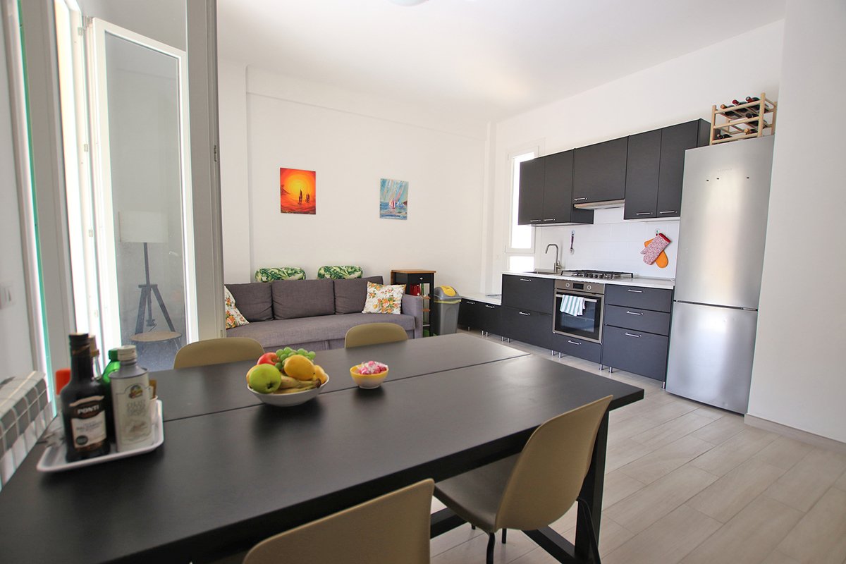 2 bedrooms apartment, 65 m² Sanremo, Imperia (province) photo 3