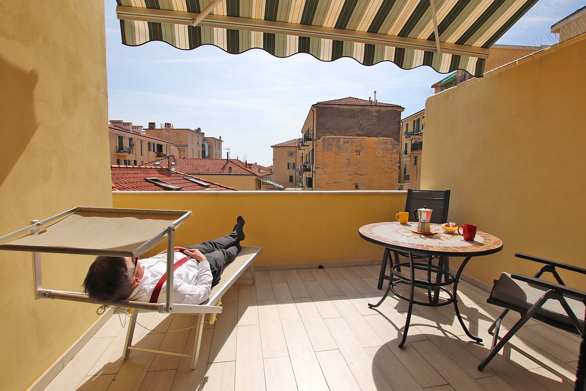 2 bedrooms apartment, 65 m² Sanremo, Imperia (province)
