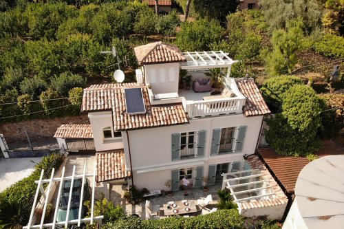 Casa indipendente a Ventimiglia
