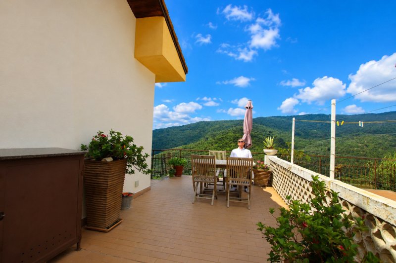 Apartamento independiente en Villa Faraldi