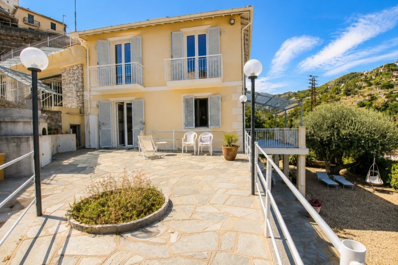 Villa in Sanremo