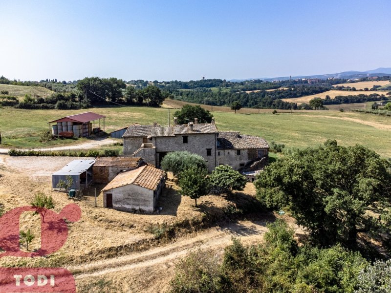 Bauernhaus in Todi