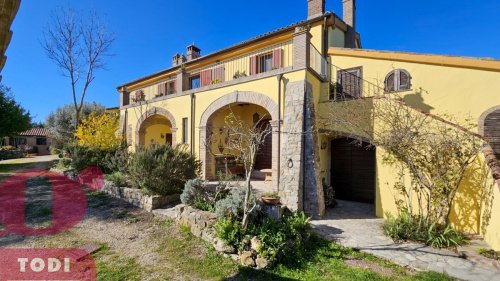 Appartement in Todi